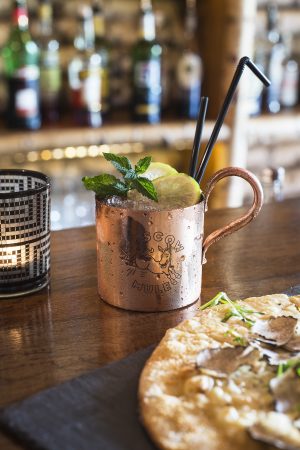 Moscow mule drink at Le Lodge Park Hotel restaurant.